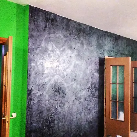 Yourhostel Saperka * Kiew